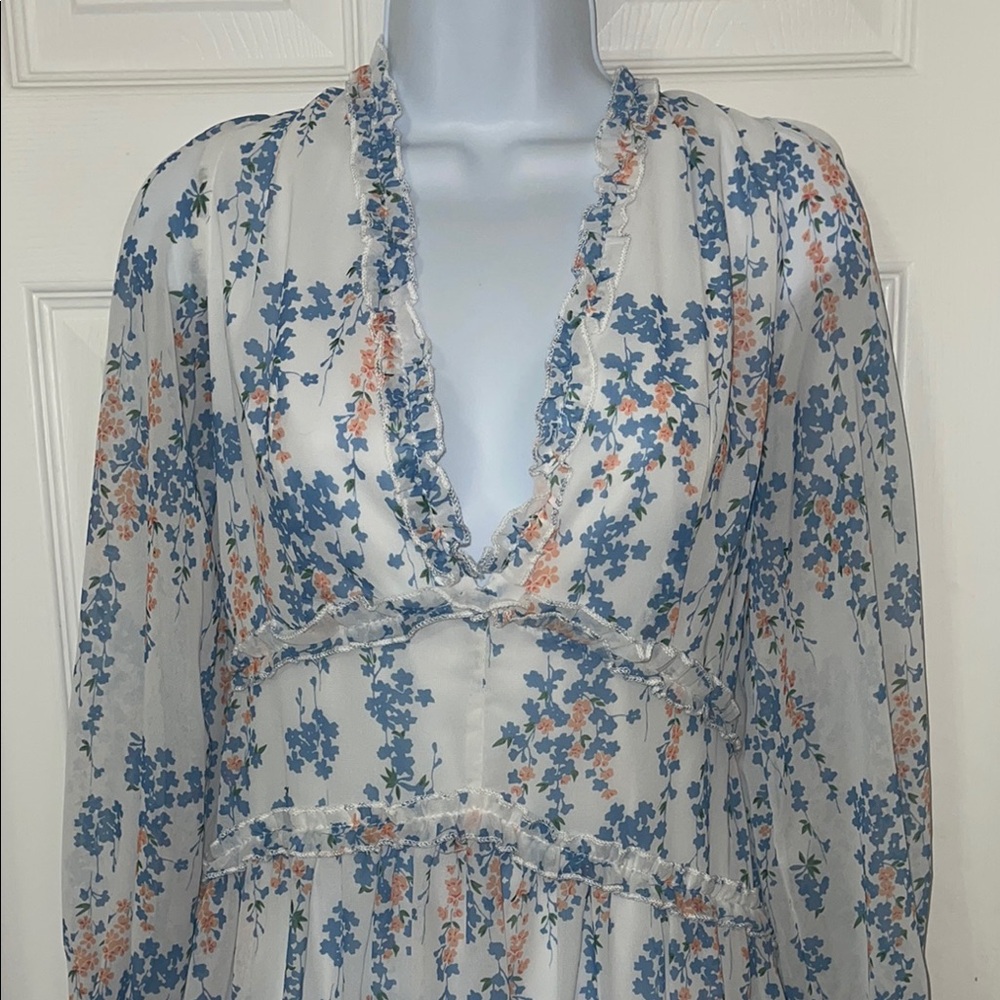 Floral backless dress